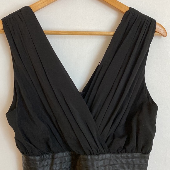 Pleather Mini dress with pockets - Picture 3 of 5